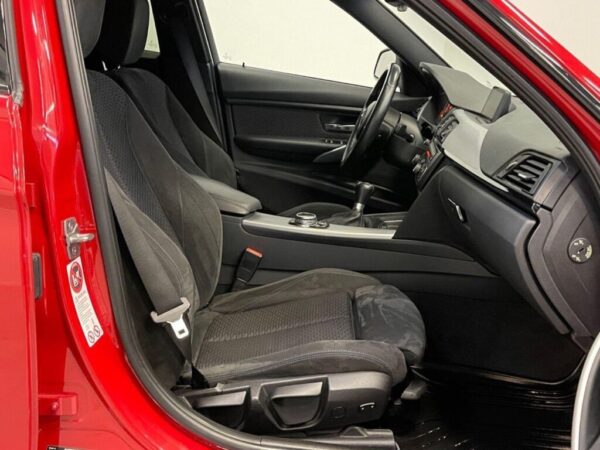 BMW Série 3 318D – Image 29
