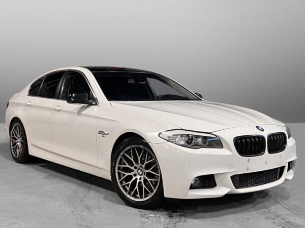 MW Serie-5 520D M-SPORT KEYLESS CRUISE NAVI XENON – Image 8