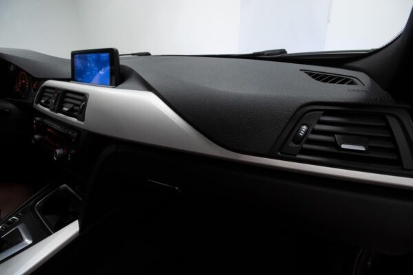 BMW série 320d – Image 5