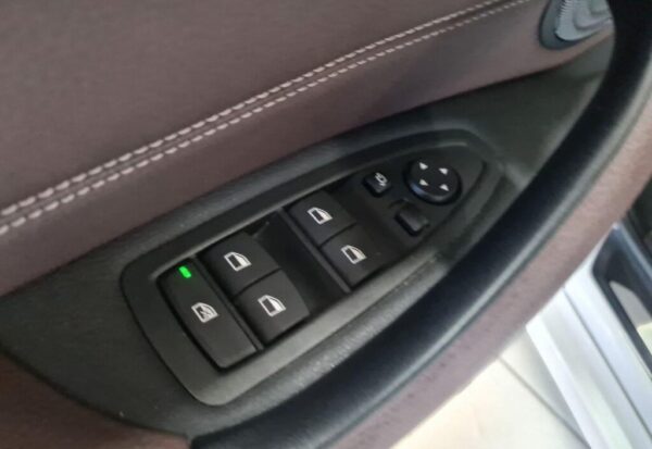 BMW X1 xDrive20d – Image 18