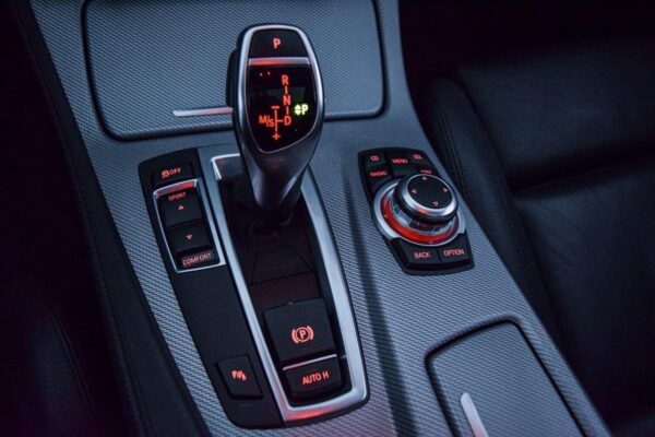 BMW Série 5 520D W SPORT – Image 8
