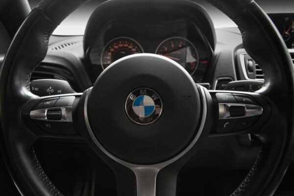 BMW Série 1 – Image 19