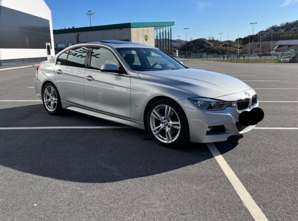 BMW Série 3 330E – Image 13