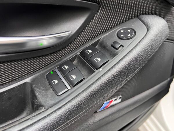 MW Serie-5 520D M-SPORT KEYLESS CRUISE NAVI XENON – Image 23