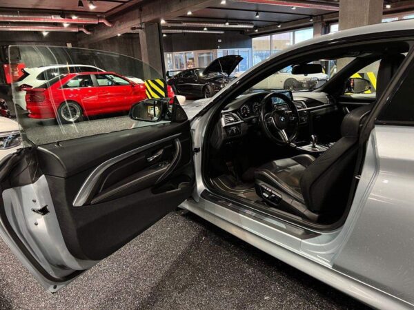 BMW M4 Carbonx4 – Image 20