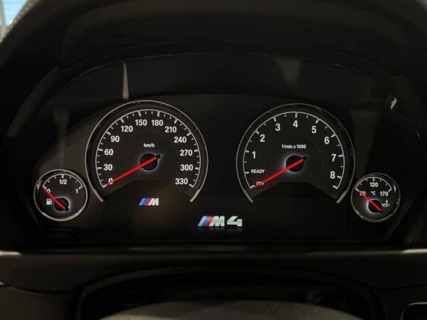 BMW M4 Carbonx4 – Image 26