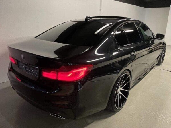BMW Série 5 520d M-SPORT – Image 2