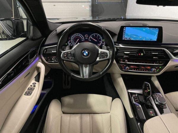 BMW Série 5 520d M-SPORT – Image 9
