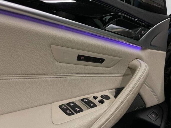 BMW Série 5 520d M-SPORT – Image 18