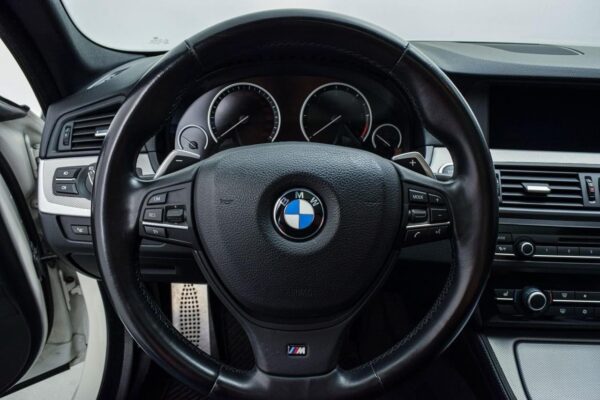 BMW Série 5 520D W SPORT – Image 21
